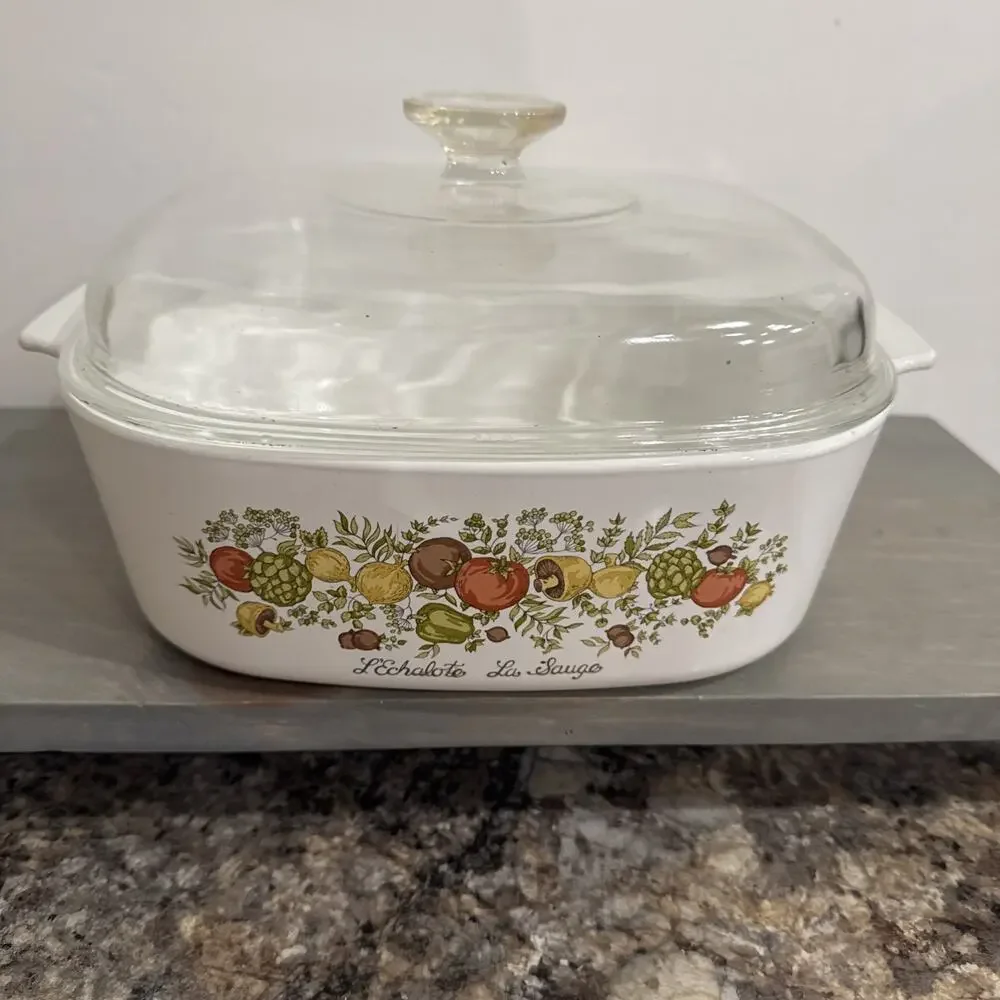 VTG Corning Ware Casserole Dish 4 Quart A-84-B Spice of Life L’Echalote La Sauge
